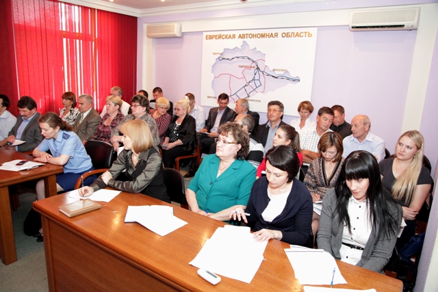 Публичные слушания в Законодательном Собрании ЕАО, Фото с места события из других источников