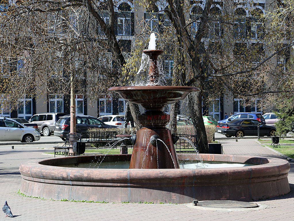 Фонтаны в Иркутске Мария Оленникова, IrkutskMedia
