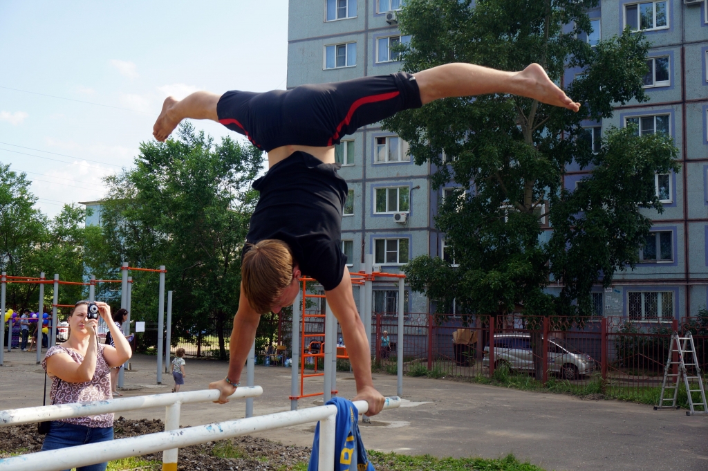 Ярко, весело и красочно открылся новый спортивный объект в Хабаровске, Фото с места события собственное