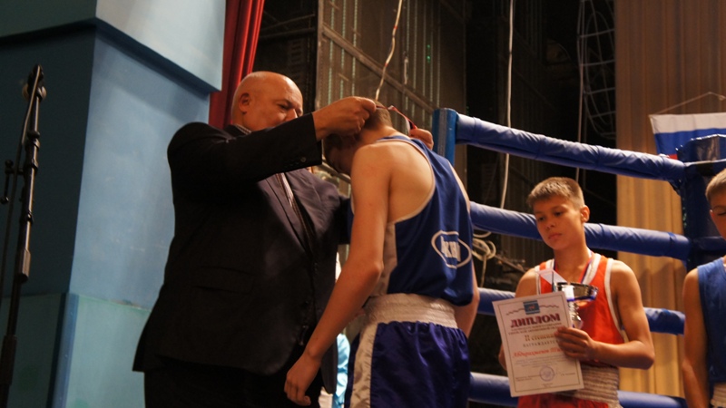 Победителей Всероссийского турнира по боксу "Шолом-2013" определили в Биробиджане, Фото с места события собственное