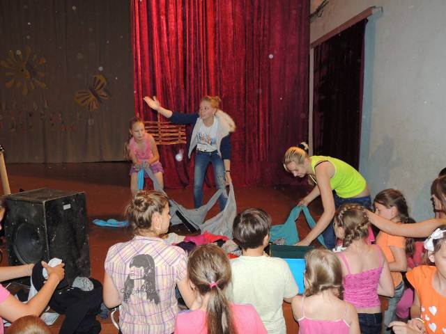 Артисты Биробиджана наполнили лето музыкой для отдыхающих детского санатория в п. Кульдур, Фото с места события из других источников