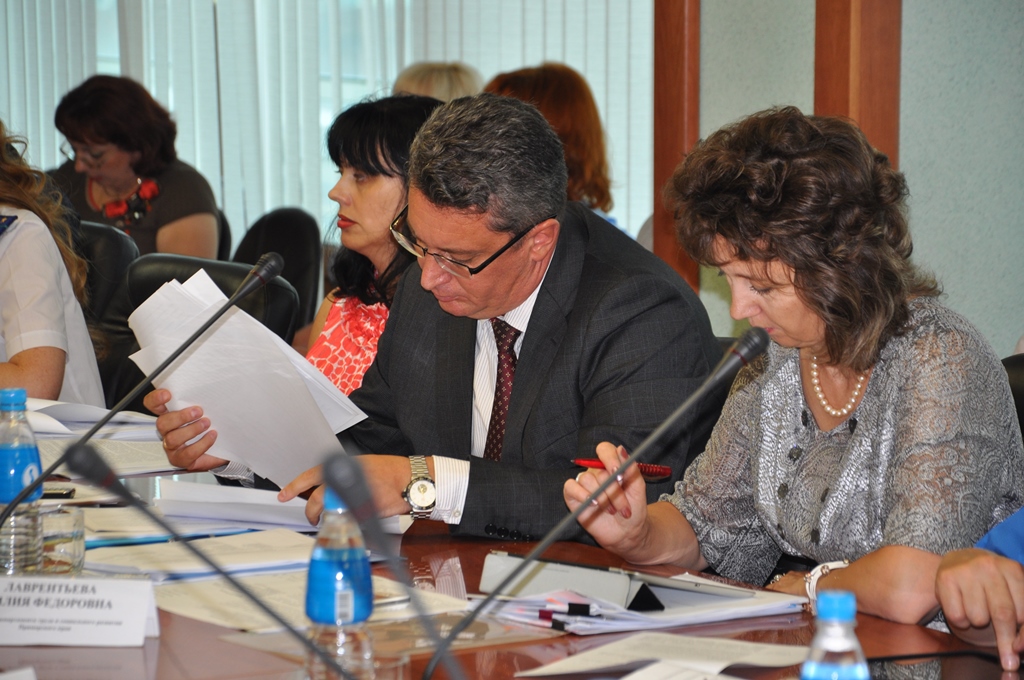 Александр Зубрицкий и Лилия Лаврентьева, Фото с места события собственное