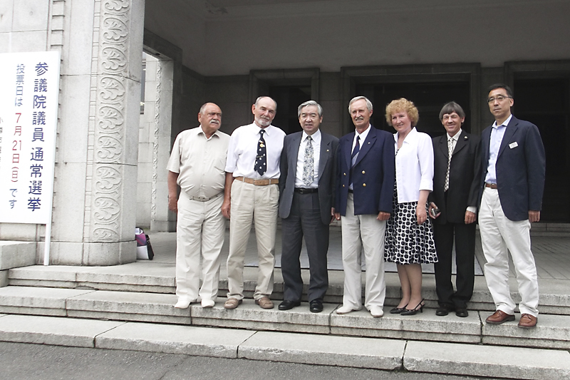 Встреча, Фото с места события из других источников