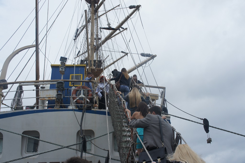 Праздник состоялся на паруснике "Надежда", Фото с места события собственное
