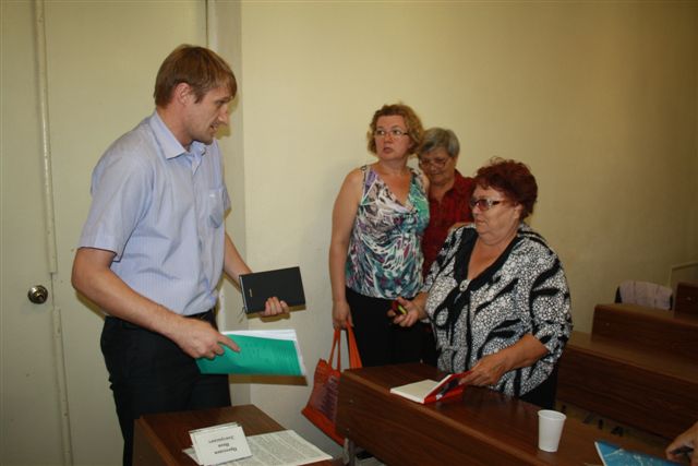 Председателей товариществ собственников жилья призвали к благоустройству в Биробиджане, Фото с места события собственное