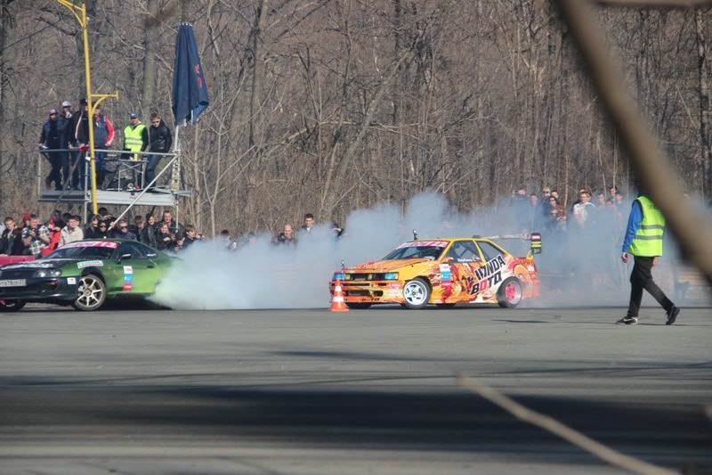 Заезды в Артеме, Фото с места события собственное