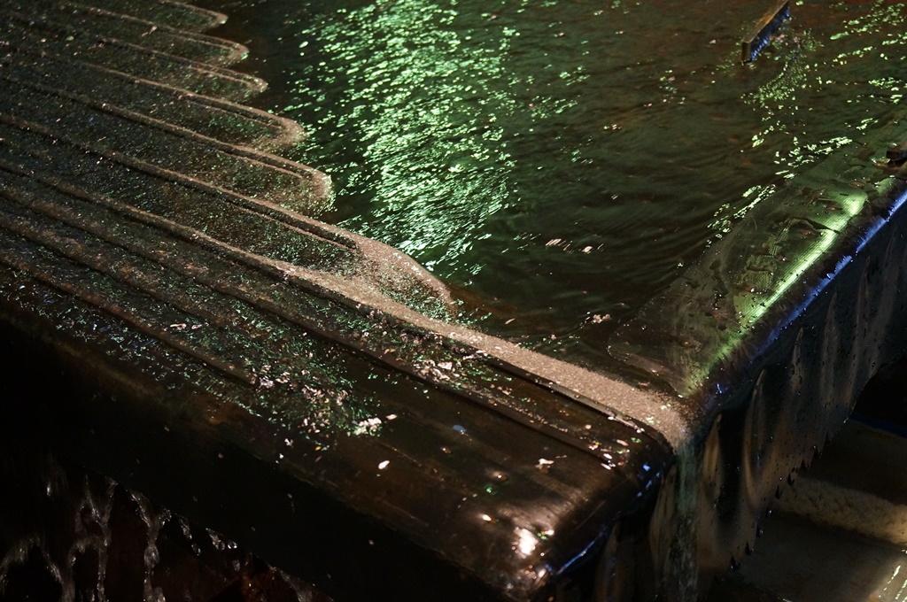 Потоки металла, Фото с места события собственное