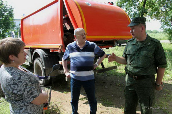 В работах задействованы и военнослужащие, Фото с места события из других источников