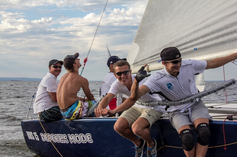 Яхта Depeche Mode, Фото с места события из других источников