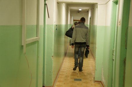 Новые жильцы общежития СахГУ, Фото с места события собственное