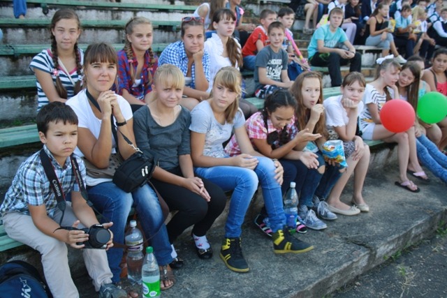 Болельщиков было больше, чем футболистов, Фото с места события собственное