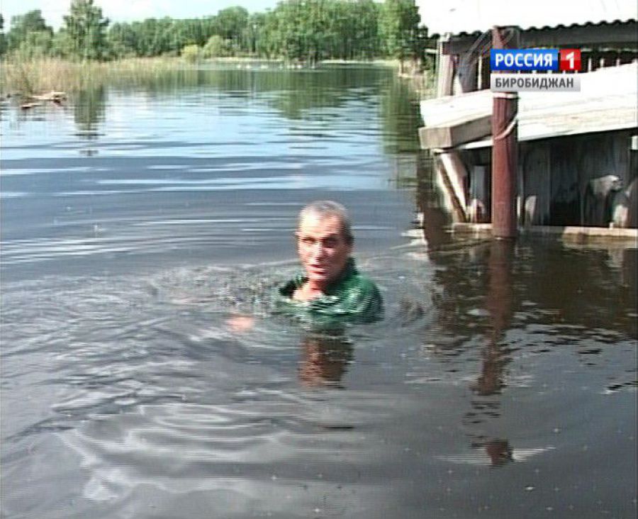 Главу района не видели?, Фото с места события из других источников