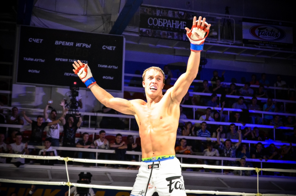 Сергей Лесников на Кубке России по ММА, Фото с места события собственное
