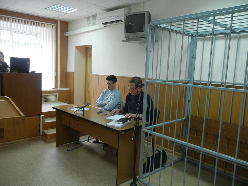 Олейникову защищают два адвоката, Фото с места события собственное