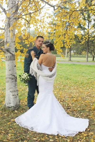 Молодожены, Фото с места события из других источников