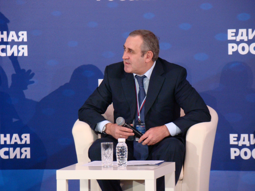 Секретарь Генсовета Единой России Сергей Иванович Неверов на медиафоруме, Фото с места события собственное