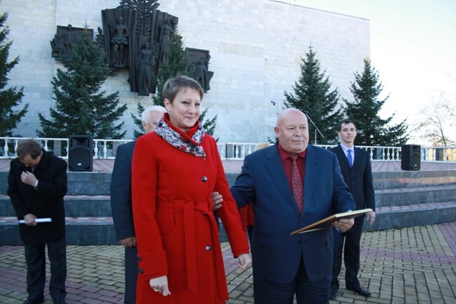 Ольга Пашнина и Анатолий Тихомиров, Фото с места события собственное