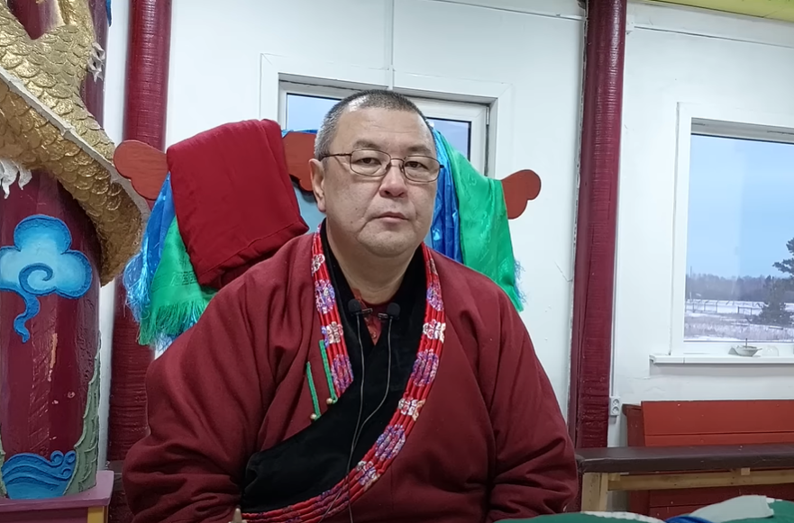 Настоятель Курумканского дацана "Гандан Ше Дувлин" в Бурятии Еши Намжил лама