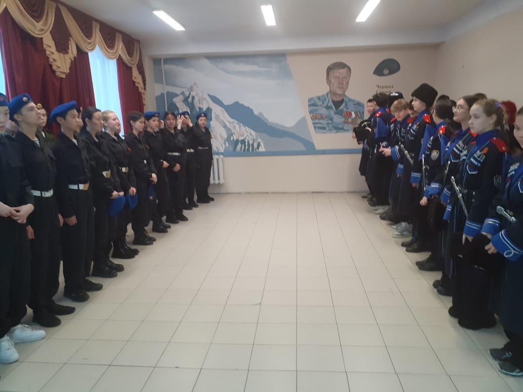 В школе Якутска открыли мурал, посвященный памяти Сергея Черных