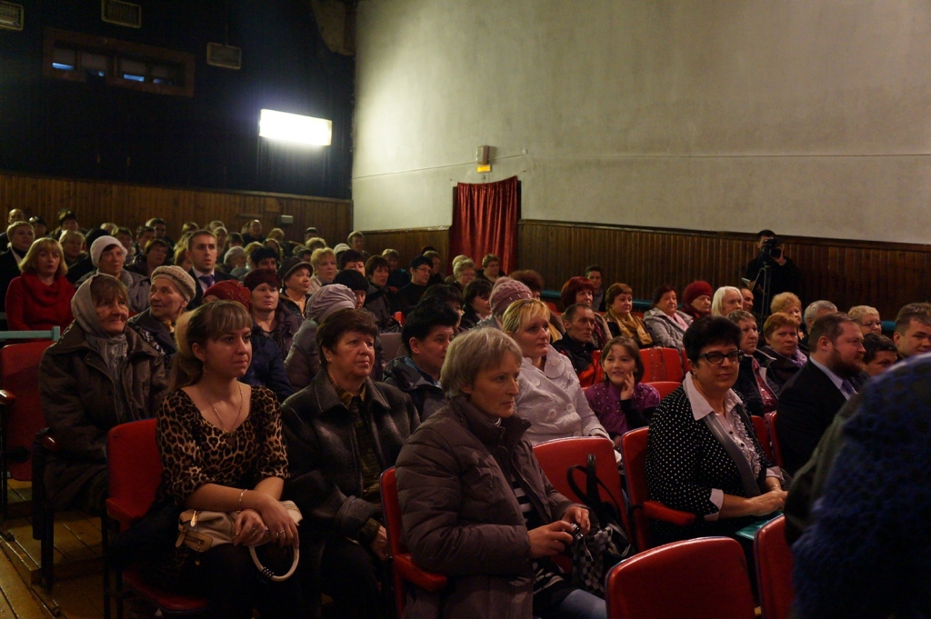 углегорские новости. администрация углегорского. углегорск. мчс поселок углегорский. администрация углегорского городского округа.