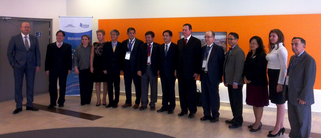 Групповое фото, Фото с места события собственное