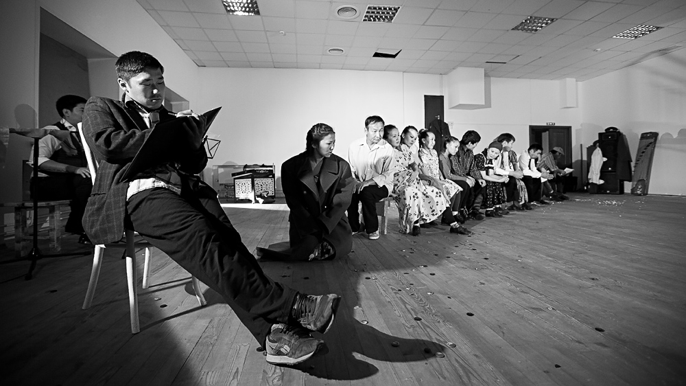 Театральная лаборатория. "Башмачкин" Олега Богаева, Фото с места события собственное