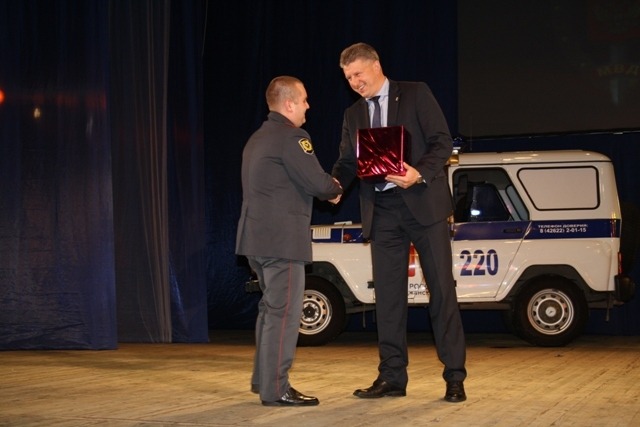 День сотрудника органов внутренних дел отметили в Биробиджане, Фото с места события собственное