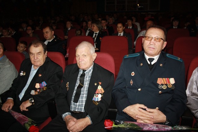 День сотрудника органов внутренних дел отметили в Биробиджане, Фото с места события собственное