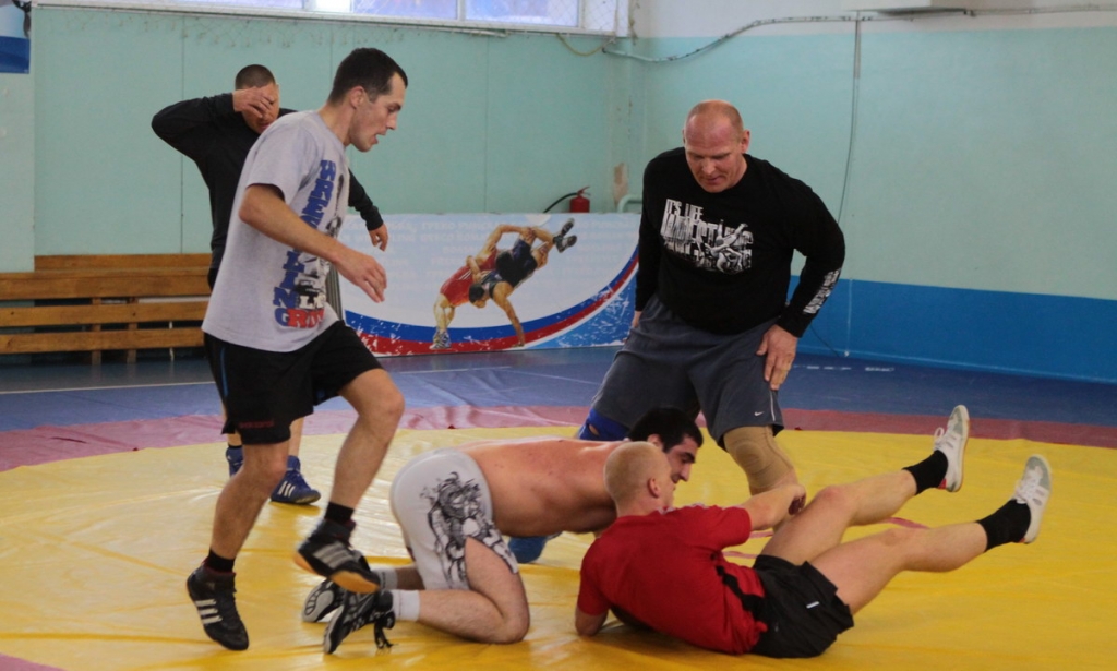 Соревнование по регби-баскетболу завершилось боевой ничьей, Фото с места события из других источников