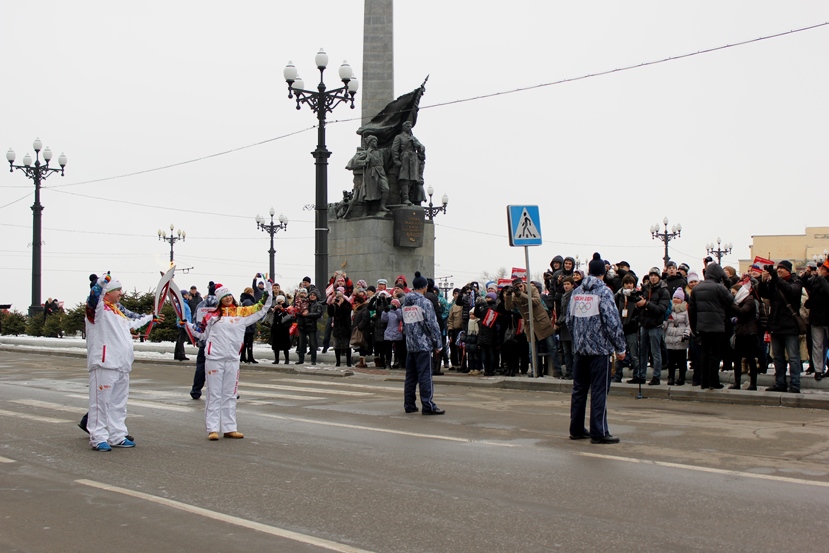 Эстафета Олимпийского огня в Хабаровске, второй этап, Фото с места события собственное