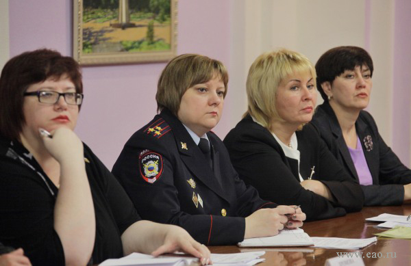 Заседание межведомственной комиссии, Фото с места события из других источников