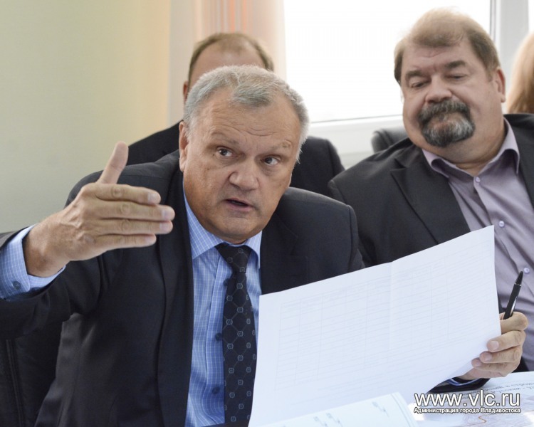 Совещание по ВКАДу, Фото с места события из других источников