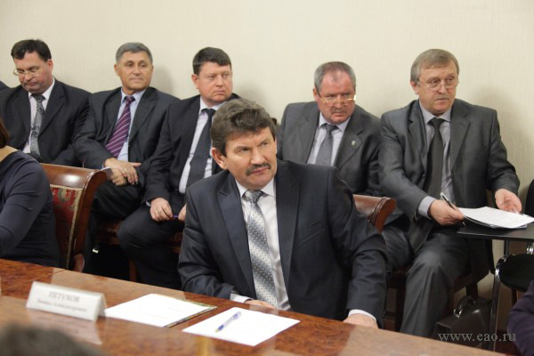 Леонид Петухов, Фото с места события из других источников