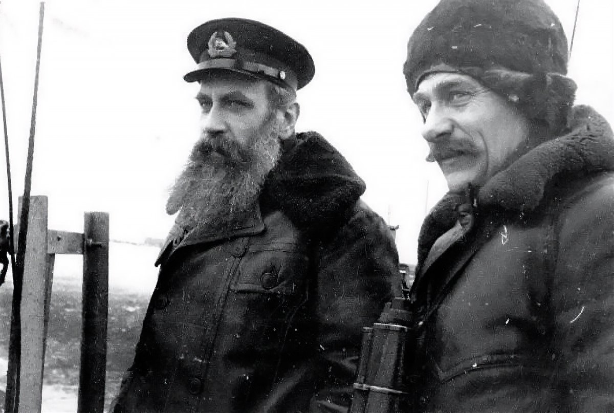 Отто Шмидт и капитан Владимир Воронин