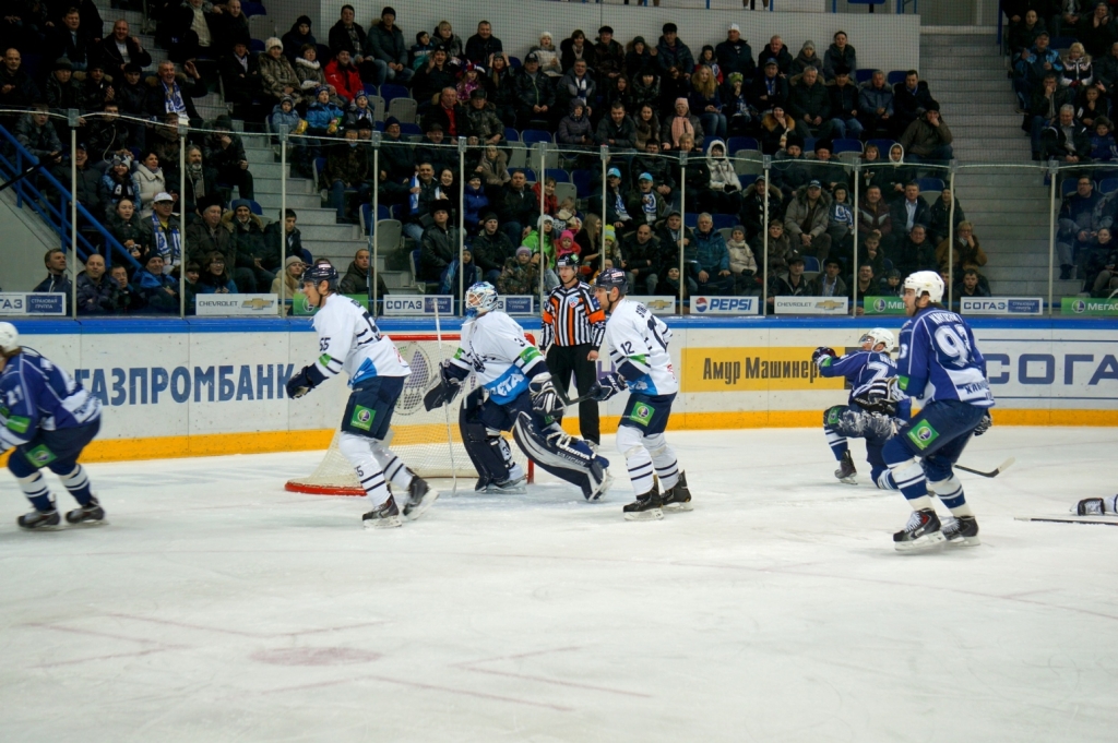 Триллер в Хабаровске закончился волевой победой "Амура" над хорватскими "мишками", Фото с места события собственное