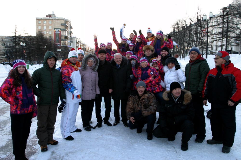 Закончилось мероприятие коллективным фотографированием на память, Фото с места события собственное