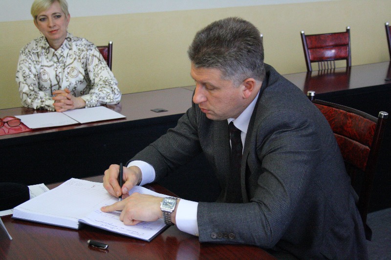 Мэр успевал записывать, Фото с места события собственное