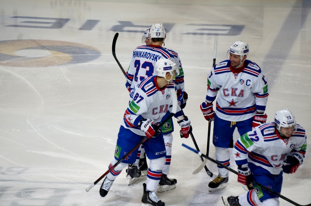 "СКА" отыгрался на хабаровском "Амуре" за поражение от владивостокского "Адмирала", Фото с места события собственное