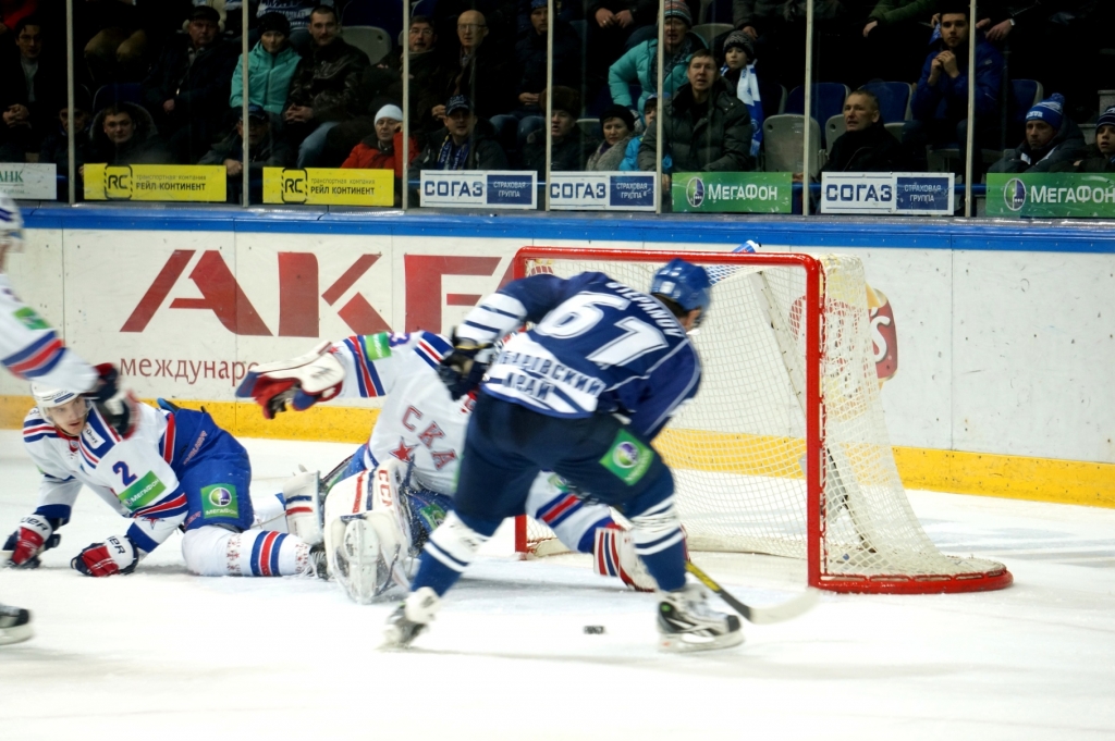 "СКА" отыгрался на хабаровском "Амуре" за поражение от владивостокского "Адмирала", Фото с места события собственное