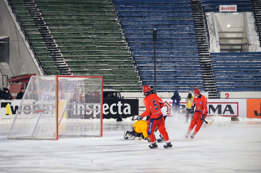 Гол, Фото с места события собственное