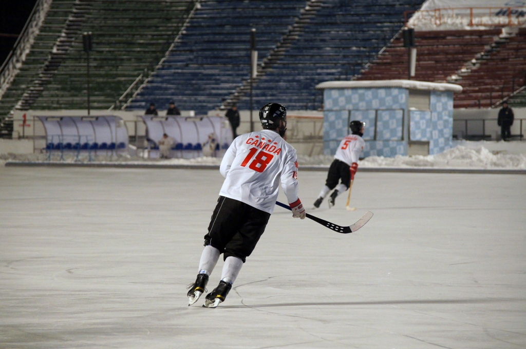 Канадцы, Фото с места события собственное