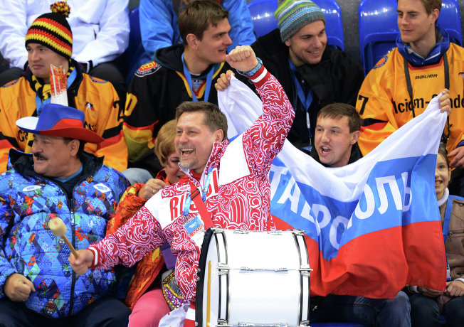 Хабаровчанка Анна Пругова не вышла на сочинский лед в первом хоккейном матче на Олимпиаде, Фото с места события из других источников