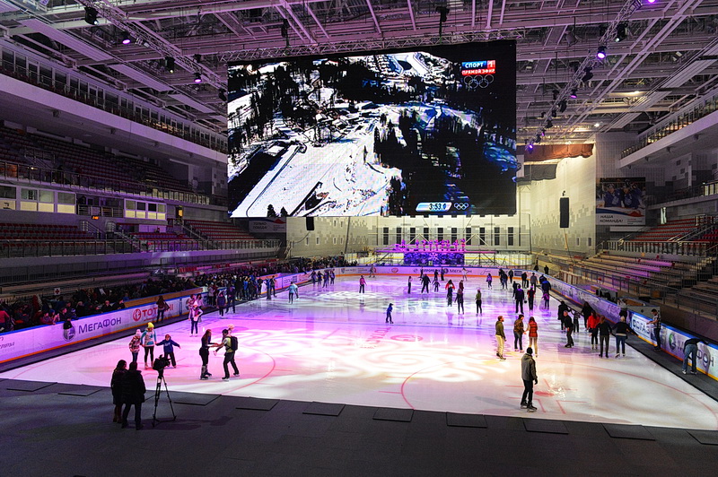 Дискотека на льду, Фото с места события из других источников