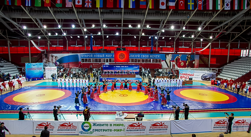 Открытие чемпионата России по боевому самбо в улан-Удэ, Фото с места события собственное