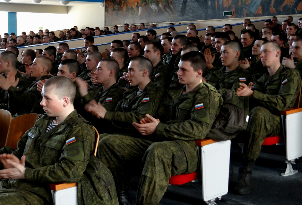 Военнослужащие, Фото с места события из других источников