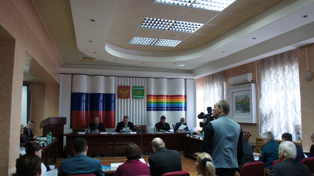 Собрание получилось представительным, Фото с места события собственное