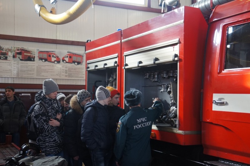 Демонстрация пожарной техники, Фото с места события из других источников