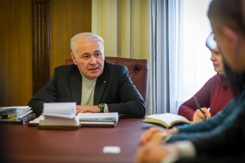 Владимир Печеный встретился с руководителем представительства АСИ в ДВФО, Фото с места события собственное