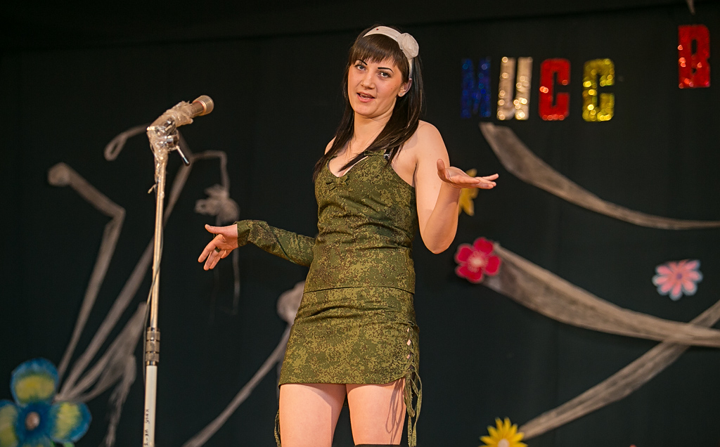 Конкурс красоты в ИК-7 , Фото с места события собственное