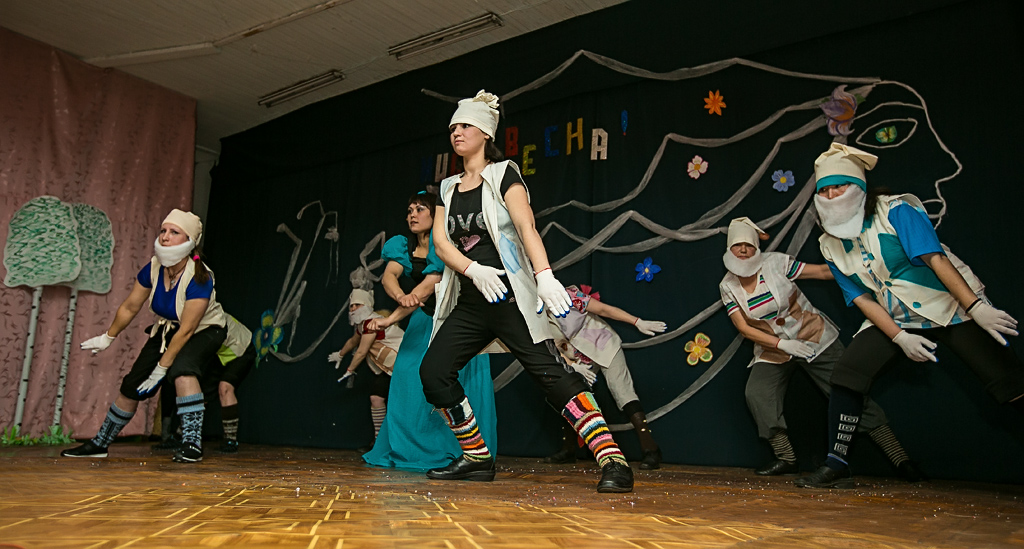 Конкурс красоты в ИК-7 , Фото с места события собственное